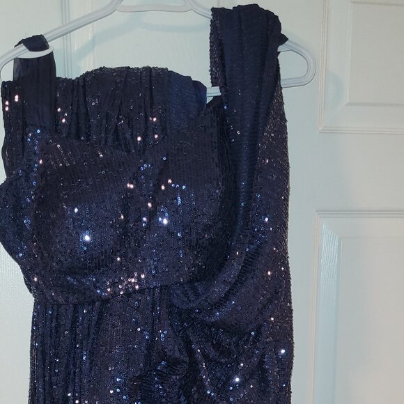 Navy Blue Saree - Picture 1 of 4